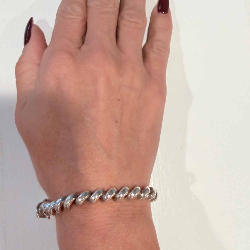 Elegant Silver Bracelet for Women